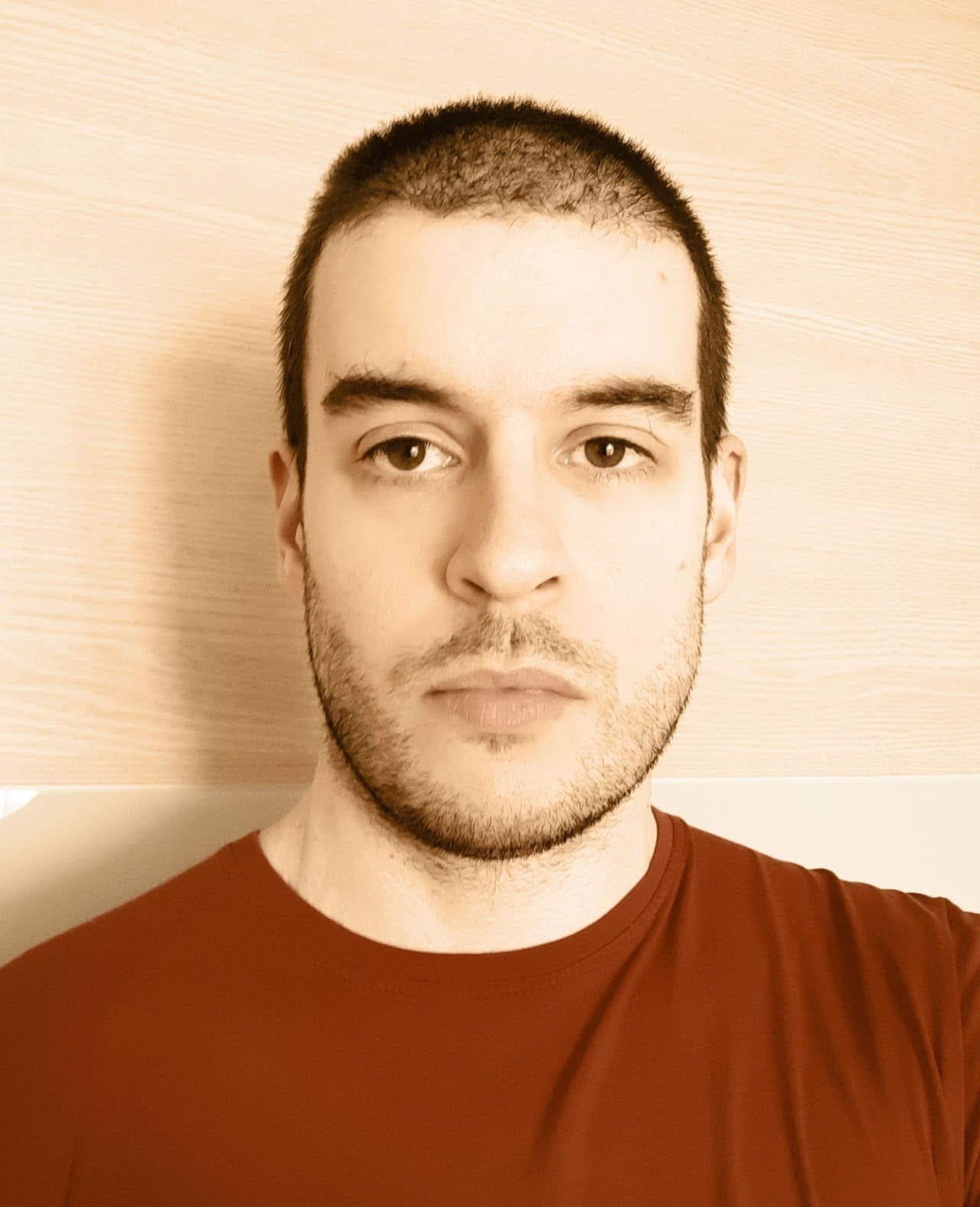 Alen Karlovic, director of the family brand Serklaz in Croatia, consultant for luxury residential construction quality, and project manager for the construction and purchase of high-quality luxury residential real estate
